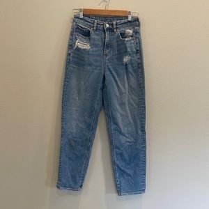 Excellent condition America Eagle mom straight jeans